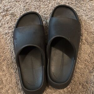 Nike Black Slide Sandals with Subtle Swoosh
